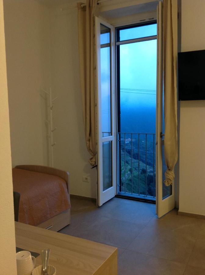 Affittacamereirosmarini Vernazza Ngoại thất bức ảnh